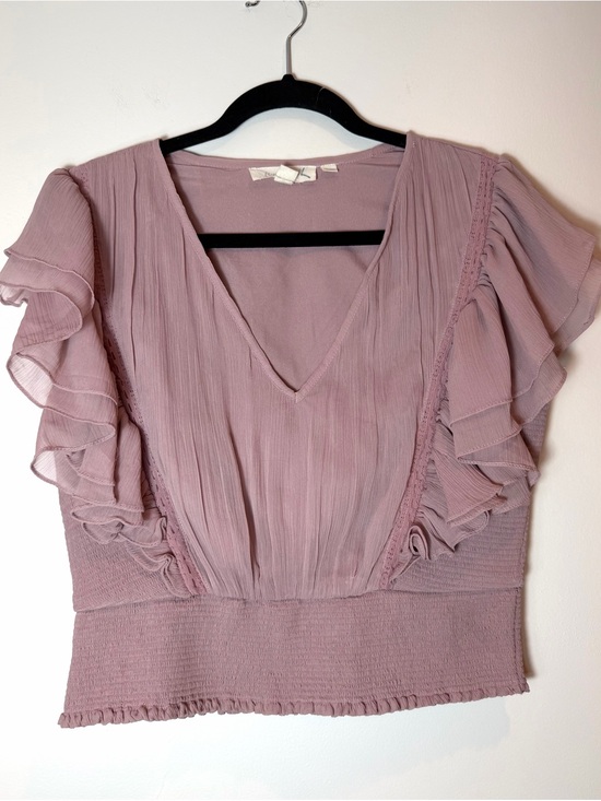 Forever That Girl Tops - Anthropologie Forever That Girl Pink Smocked Ruffle Blouse V-Neck Size Small